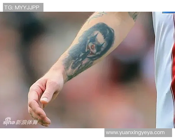 揭晓哪位足球明星从未在身体上留下纹身印记的秘密