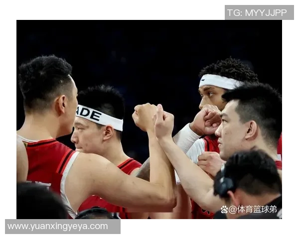 篮球明星的荣耀与挑战在赛场内外的奋斗与坚持